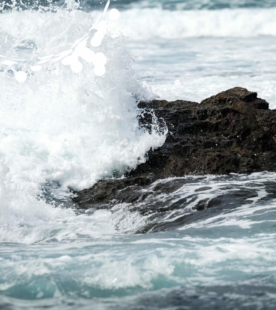 0123_Meer_Brandung_Fels